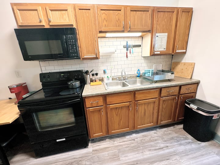 1157#3 / Tiny Studio, Great Location, Dubuque - Q Casino