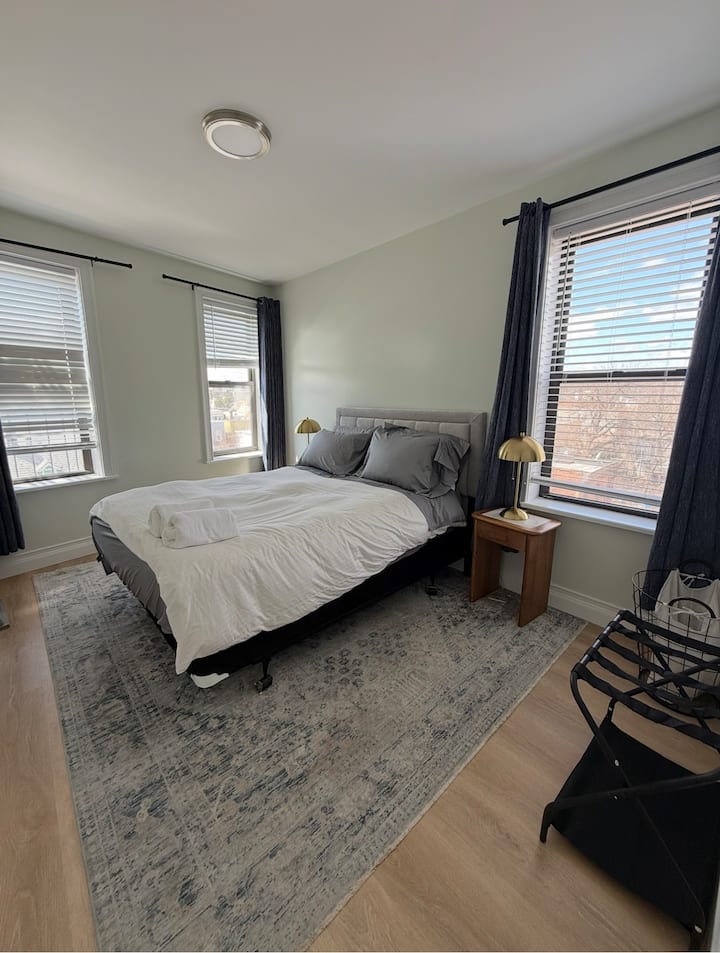 Newly Renovated Middle Eastern Inspired Furnishing - The Bronx, NY