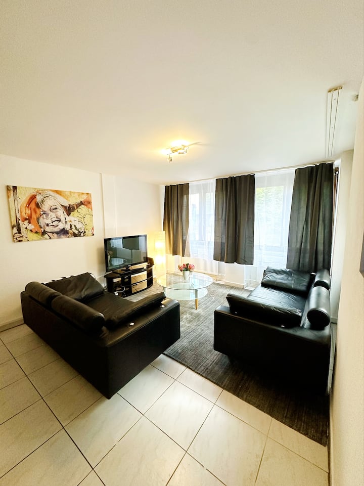 Green Apartment - Stuttgart