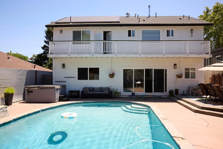 Deluxe Sonoma Retreat Pool & Spa - Glen Ellen, CA