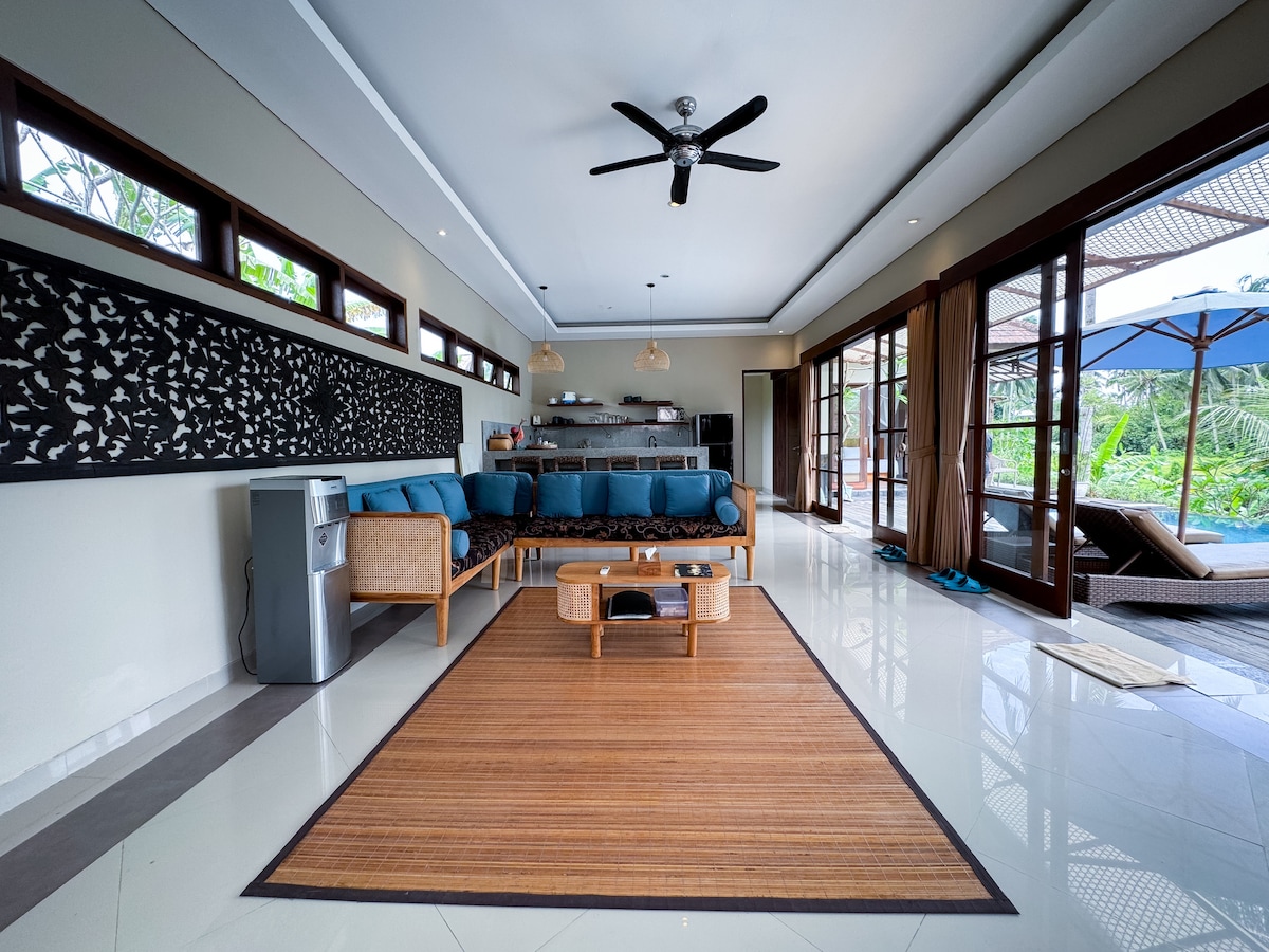 Villa in Ubud · ★4.92 · 2 bedrooms · 2 beds · 2 baths รายการ Airbnb เปรียบเทียบ