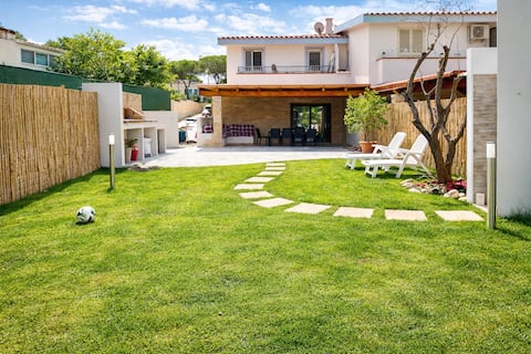 [New home just steps from the beach] S. Giovanni