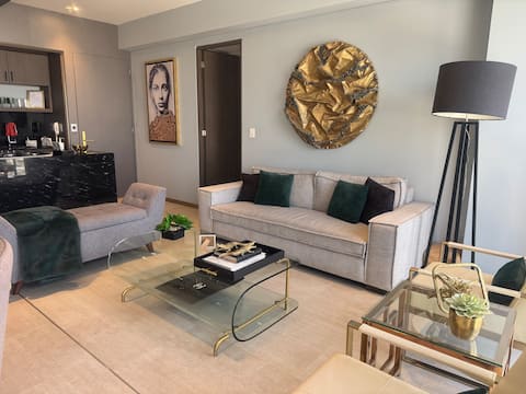 Coronado gallery and apartment | spa, jacuzzi & pool