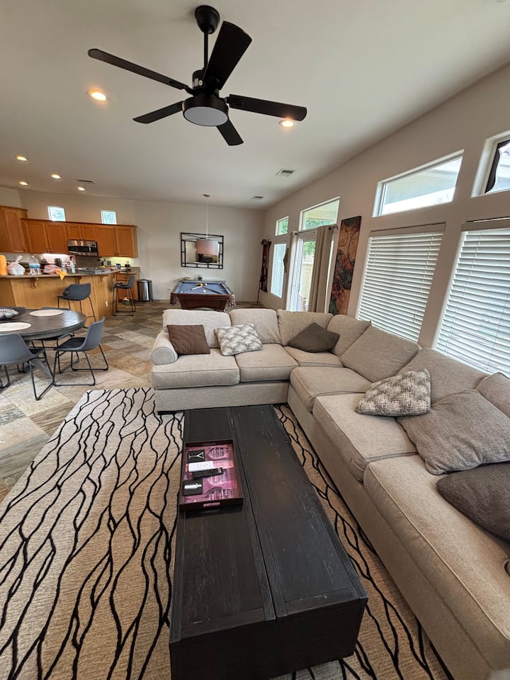 Desert Home-golf Course View- Sleeps 8 - Coachella, CA