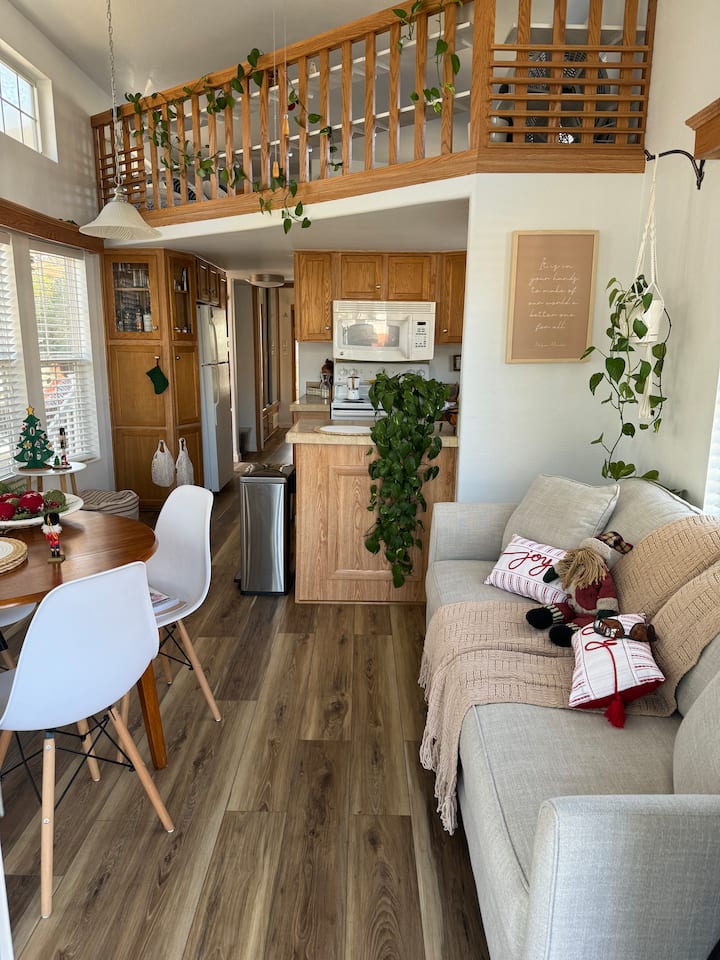 La Casita Azul•
Lake Conroe Getaway - Conroe, TX