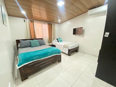 Apartment H. González #14 A/C Alajuela