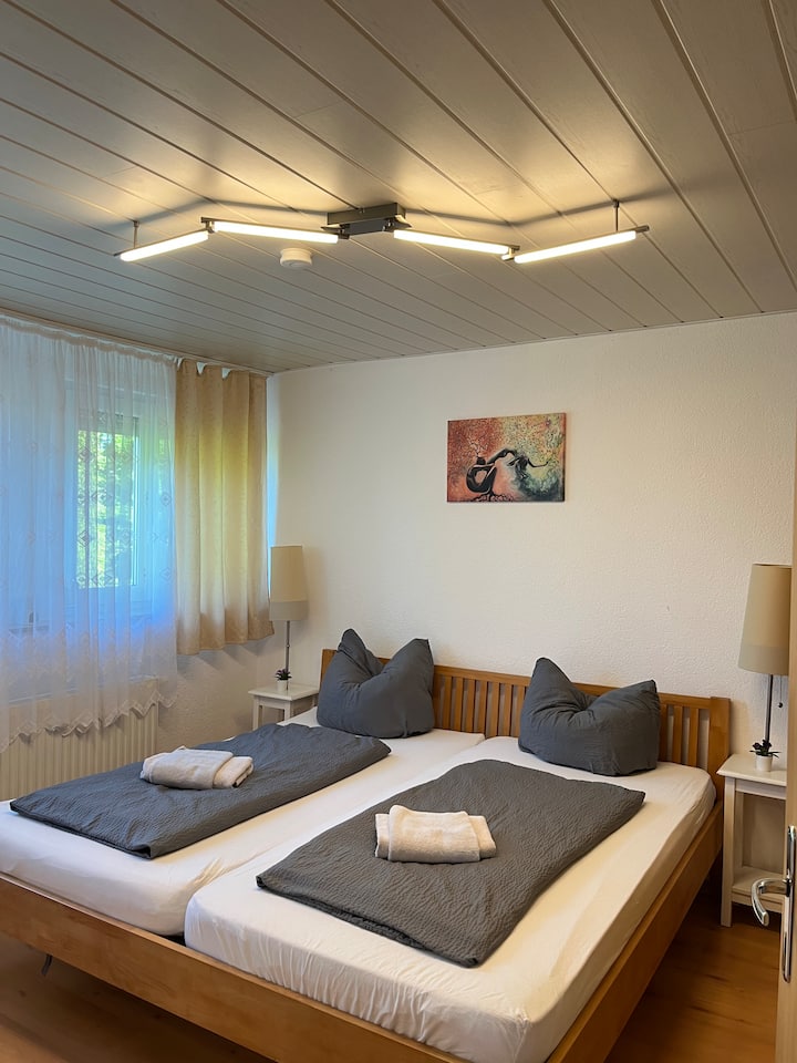 غرفة النوم 1