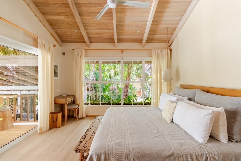 Casa Arena, a beachfront villa at Santa Teresa, Santa Teresa, Puntarenas, Costa Rica, photo 8 of 10