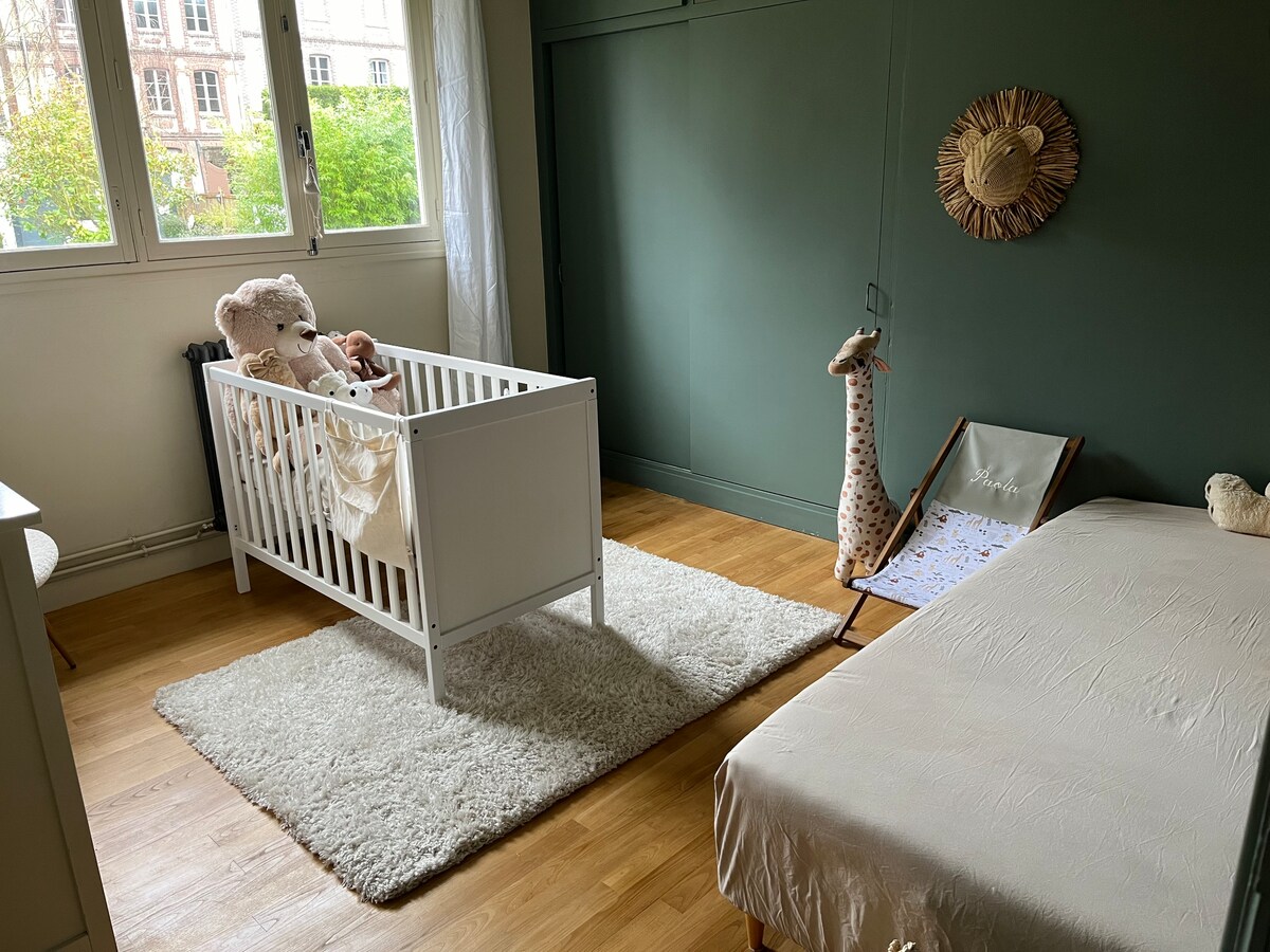 საძინებელი 4