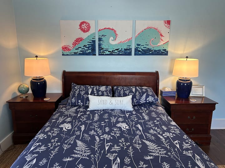 Hemingway Suite At Crawford Boarding House - New Smyrna Beach, FL