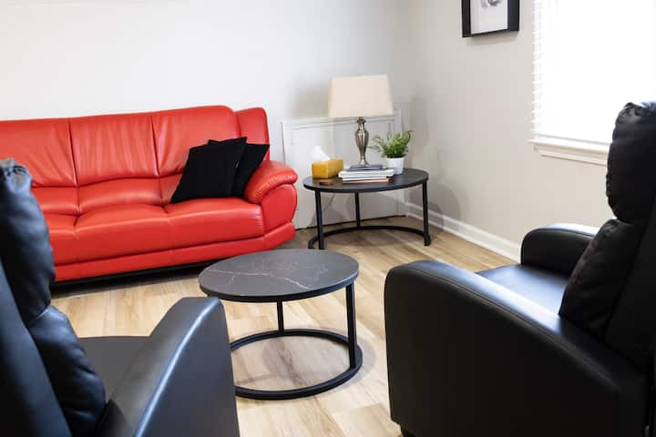 Nature Immersed Apartment Suite In Newnan King Bed - ニューナン, GA