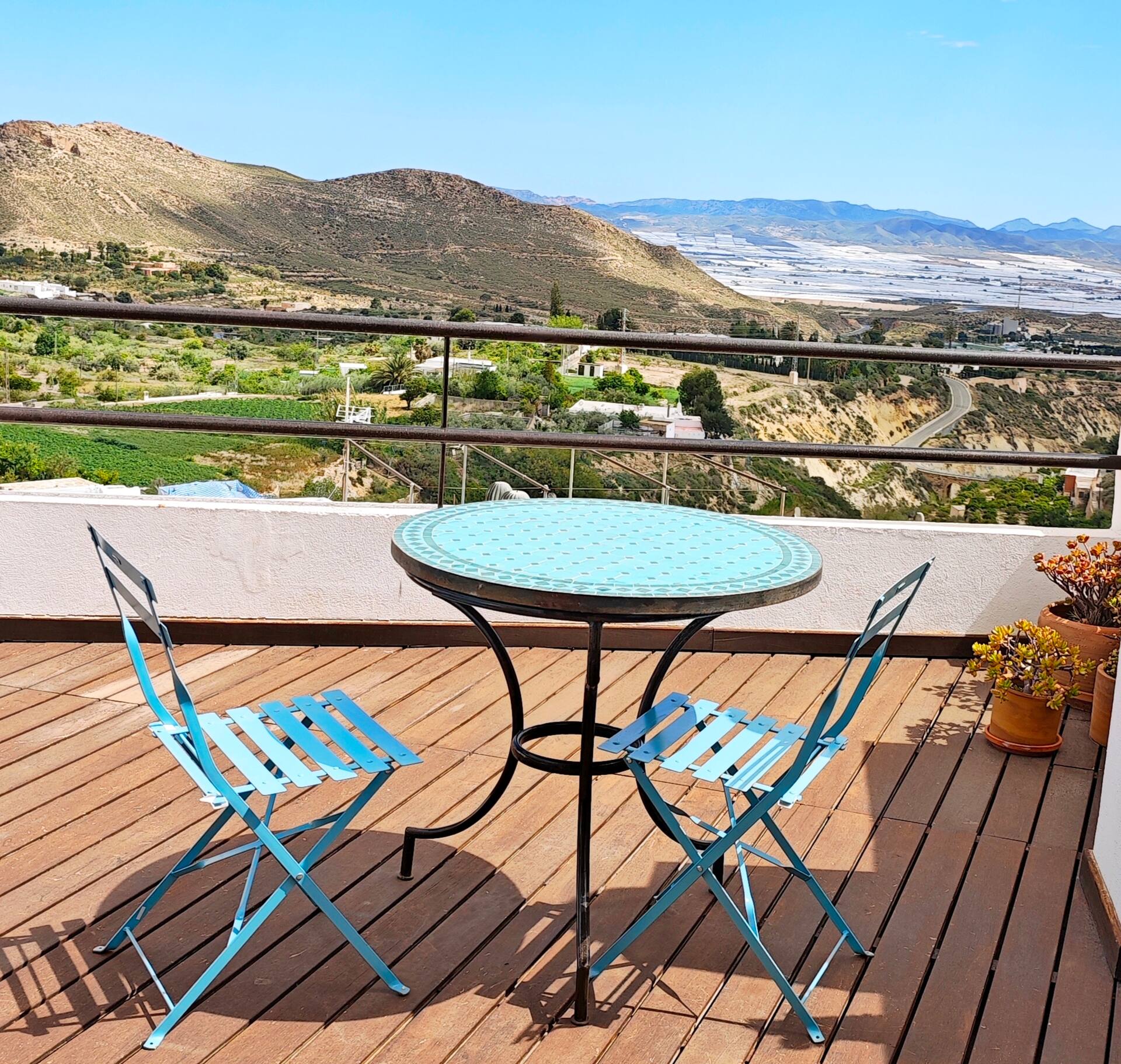 Casa La Pita, terrace overlooking Nijar (Almería)