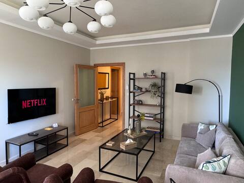 Glamour 3-Bedroom Apartment. Electricity 24/7