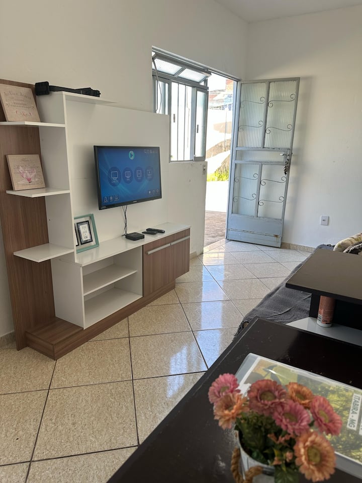 Casa Espaçosa E Agradável Em Itabira-mg - Amazonas - Itabira