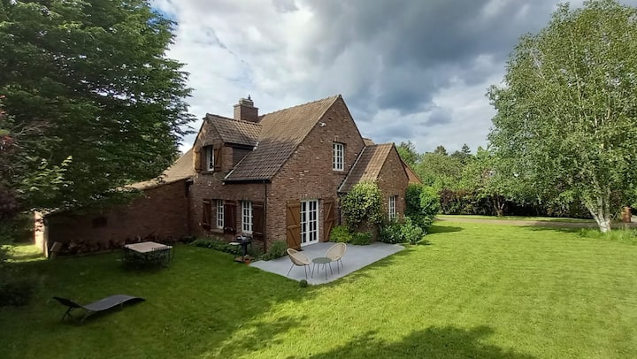 Les Trois Prés - Green Rustic Villa