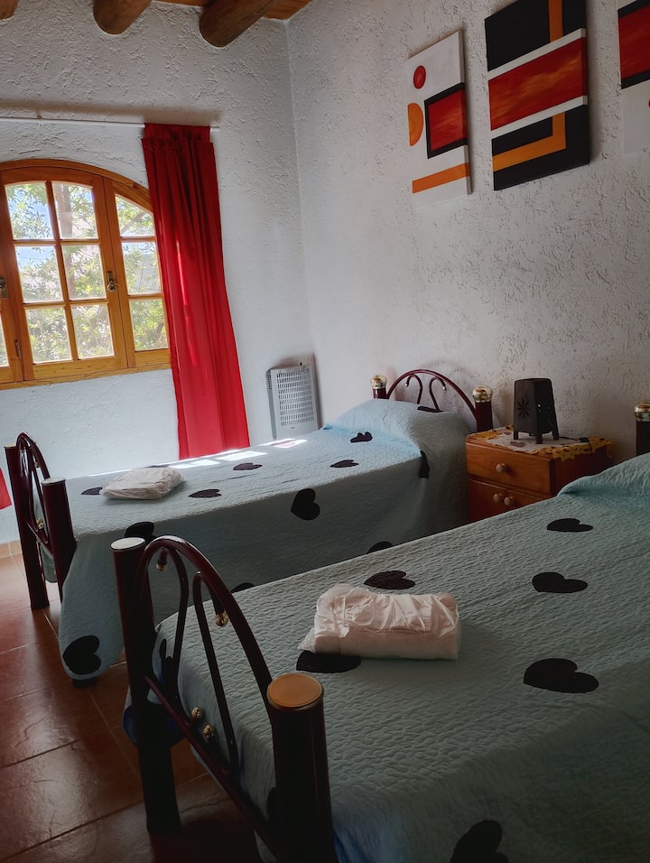 غرفة النوم 2