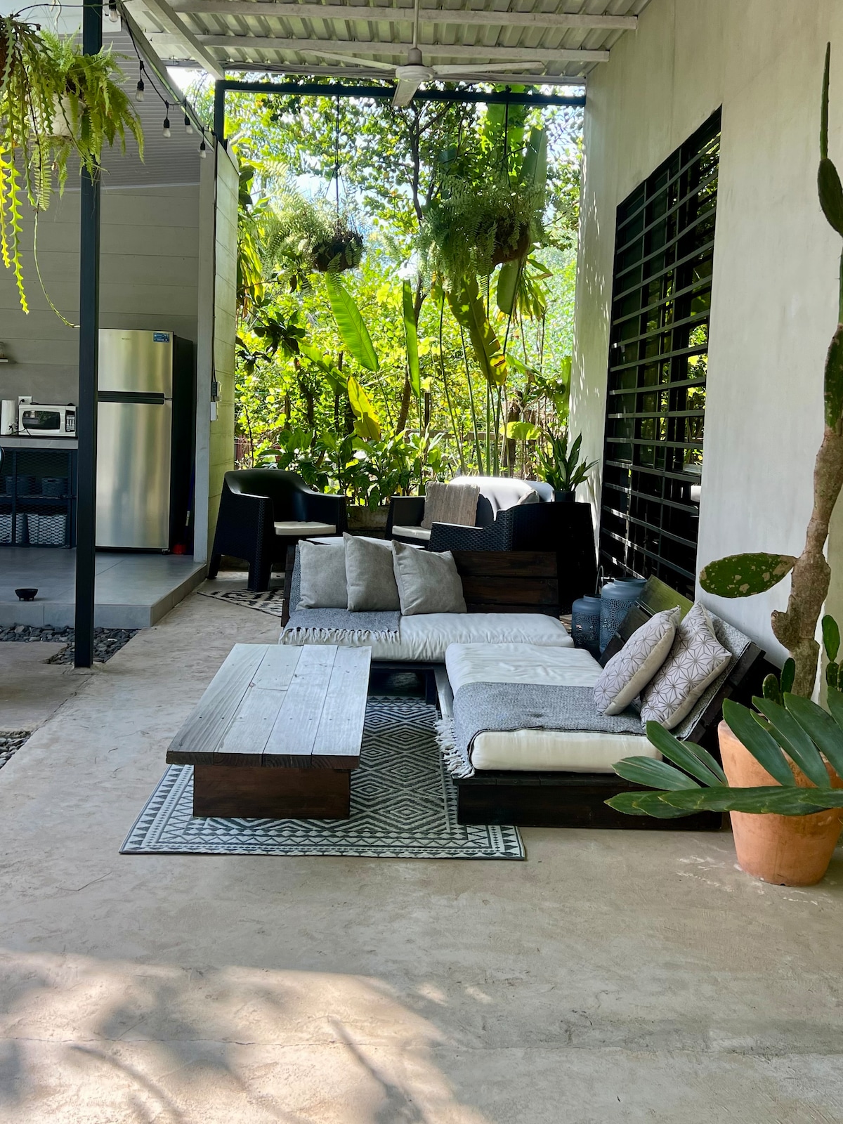 Casa Keanu — 3 bedroom vacation rental in Bejuco