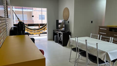 Top Airbnb: 3-bedroom apartment for the season with air conditioning and 2 garage spaces. em Piauí