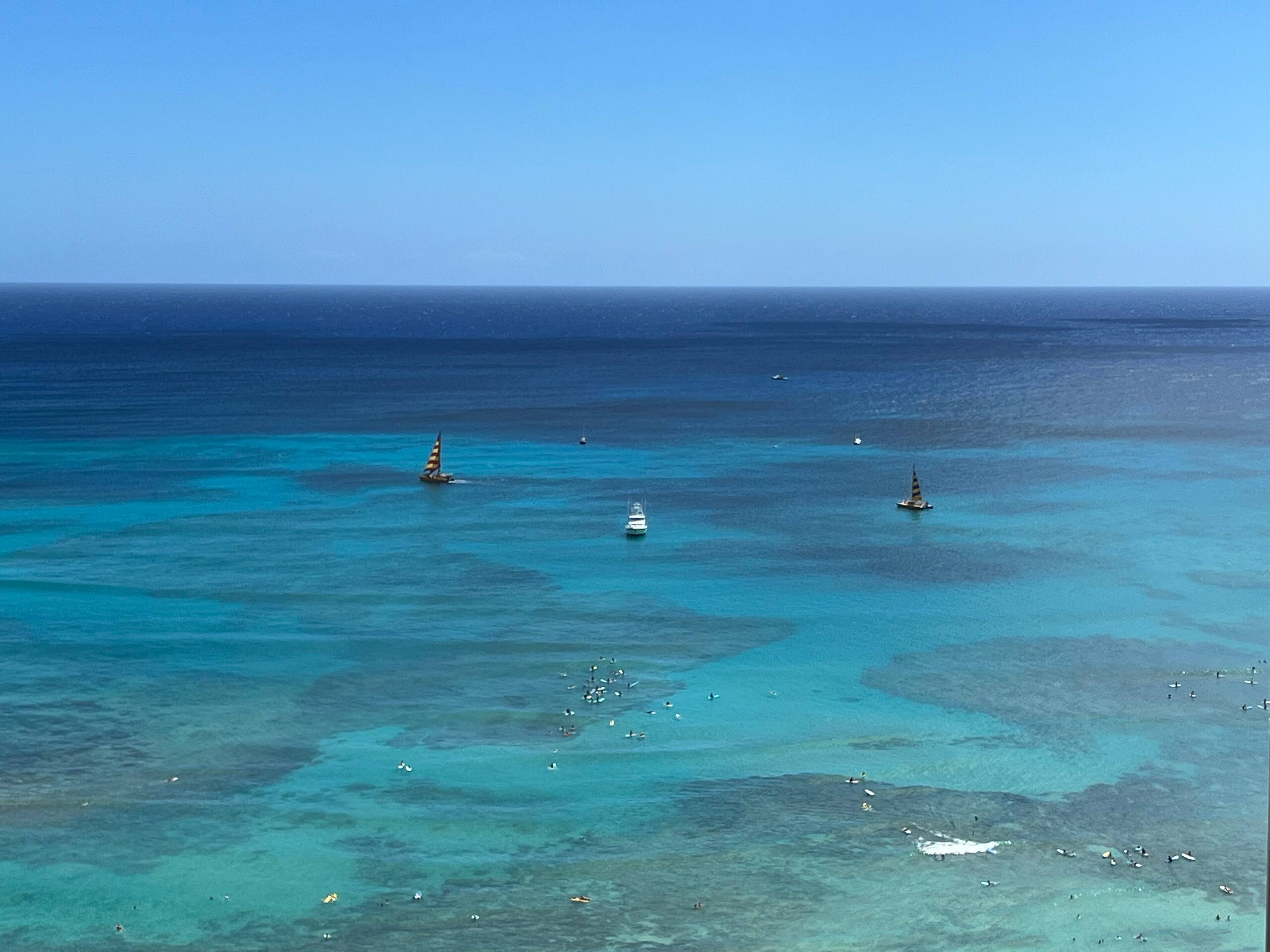 Condo in Honolulu · ★4.81 · Studio · 2 beds · 1 private bath - Image 38