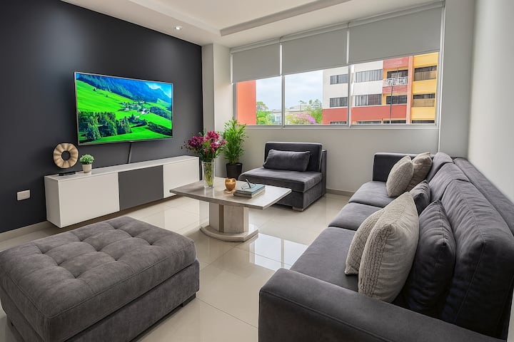 Large 3-bed Apt • Prime Samborondon Location