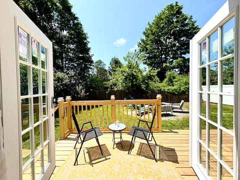 Entire 4- Bedroom House|Near Providence, Warwick