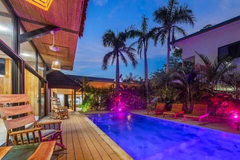 New | Large Private Villa Beach House | Pool | Gym