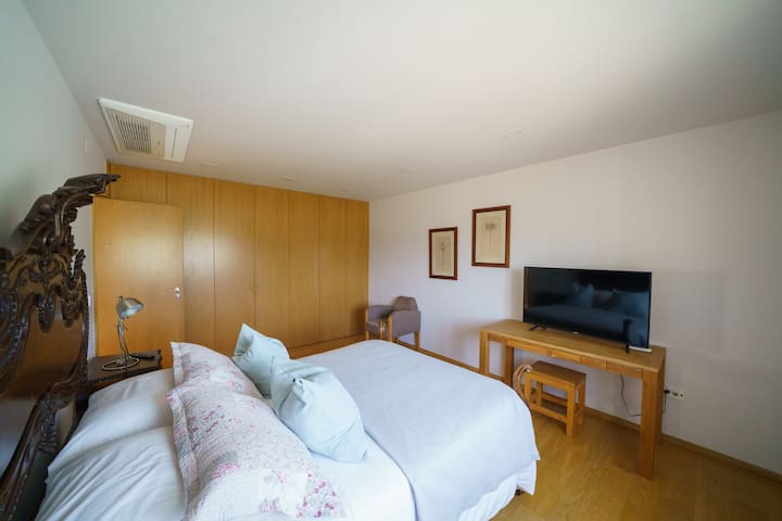 Bedroom 3 – with shared bathroom.