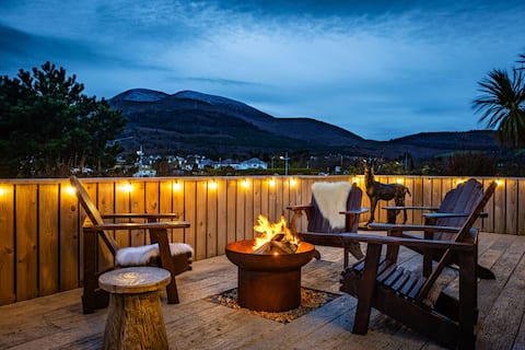 The Hikers House by House Hideaways