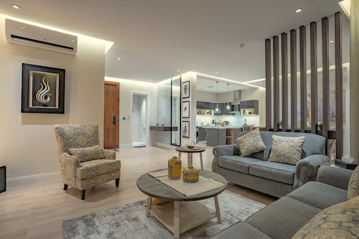 Luxury 3 Bedroom Apartment - Self Entry