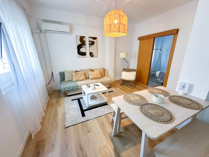 Malaga Holidays City Center 2 Bedrooms - Málaga, Spagna