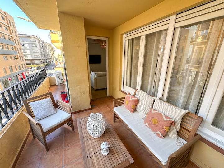 Malaga Holidays City Center 5 Bedrooms & Terrace - Málaga