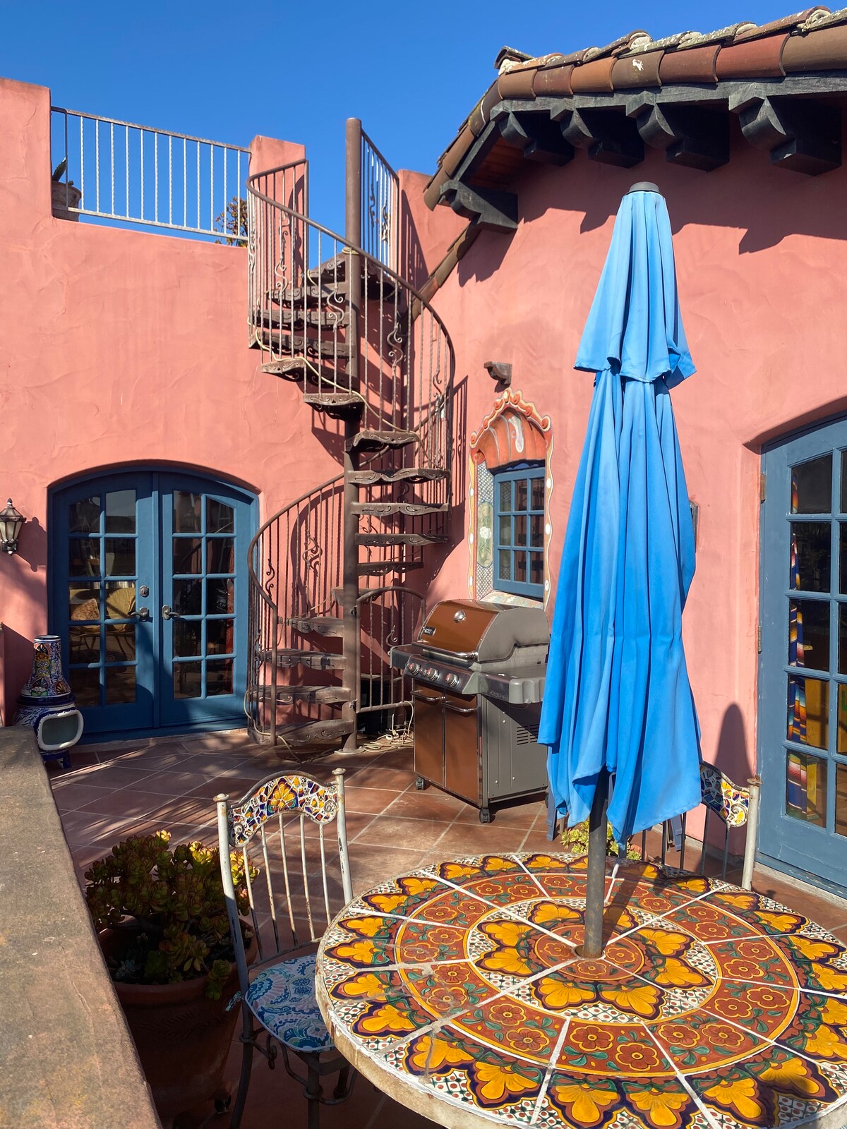 Spanish Villa steps from the Ocean - Villas for Rent in Pismo