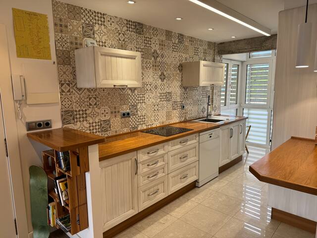 Increíble piso soleado en el mar… gallery image 5