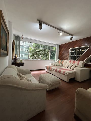 Apartamento clássico, no melhor lugar do Leblon