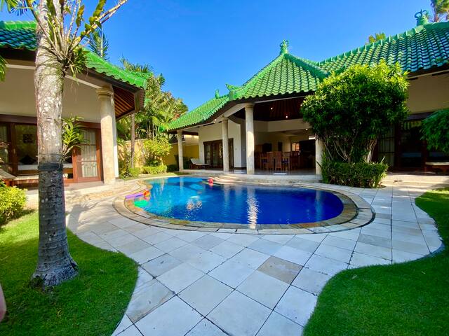 Bali Luxury Emerald Villas managed Airbnb listing 1