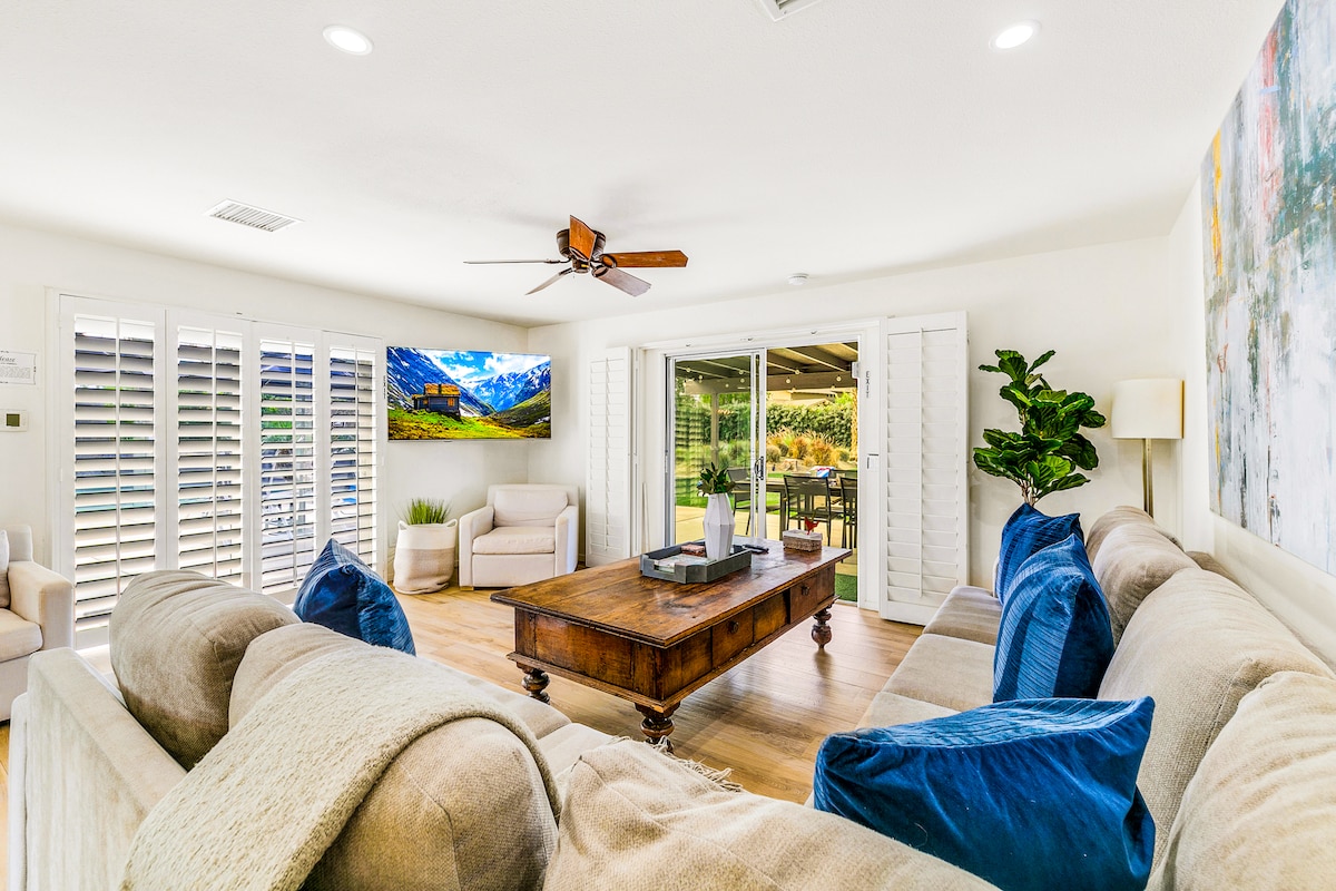 Top Airbnb: All Inclusive-Barefoot Volleyball/Waterslide in Bermuda Dunes