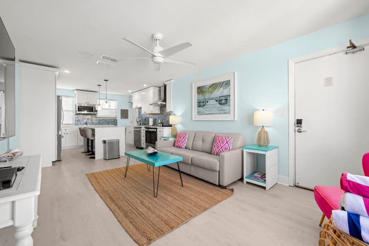 Spectacular Private Rooftop Balcony Gulf View - St. Pete Beach, FL