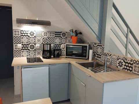 Peaceful 30 m2 studio with terrace and garden.