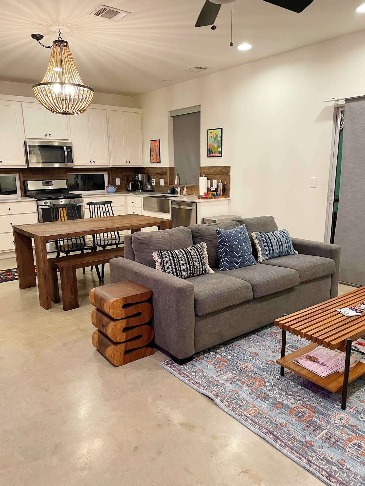 Coldest AC! Cute Home w/ Yard - Trendy East Austin