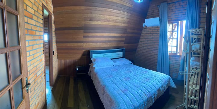 Schlafzimmer 2