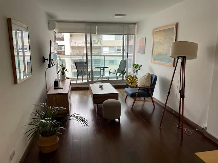 Estupendo Apartamento En Punta Carretas. - Montevideo