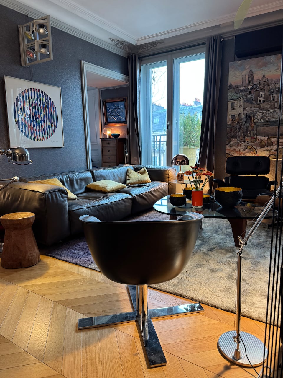 A top-floor penthouse in the Haut Marais, Paris, Île-de-France, France, photo 5 of 10