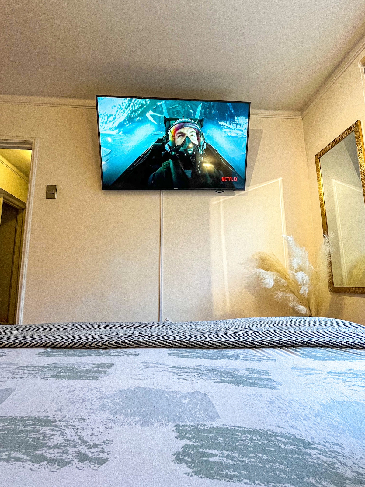 Samsung Smart TV s Netflixom od 55"