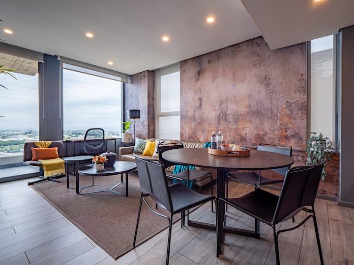 Umhlanga Arch Luxury, Sea Views, Holiday And Work - Durban North