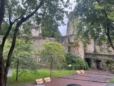 apartment with ramparts view