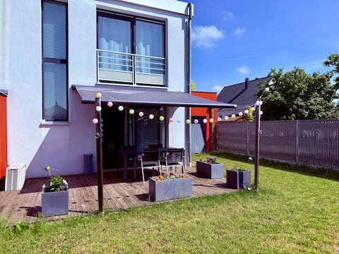 Apartment like a house