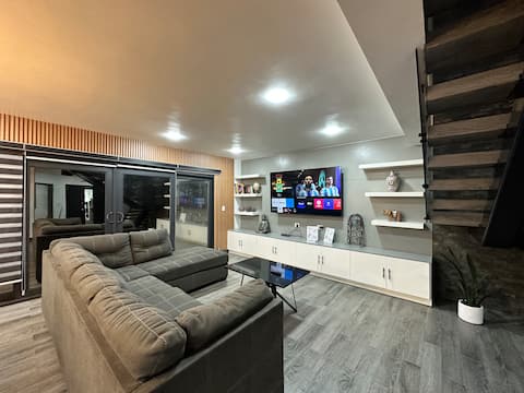 Top Airbnb: Luxury home w/Ocean View, Hot Tub&private terrace in Playas De Rosarito