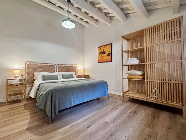 Unique House in HORTA Barcelona 3 BED/2 BATH 4PP