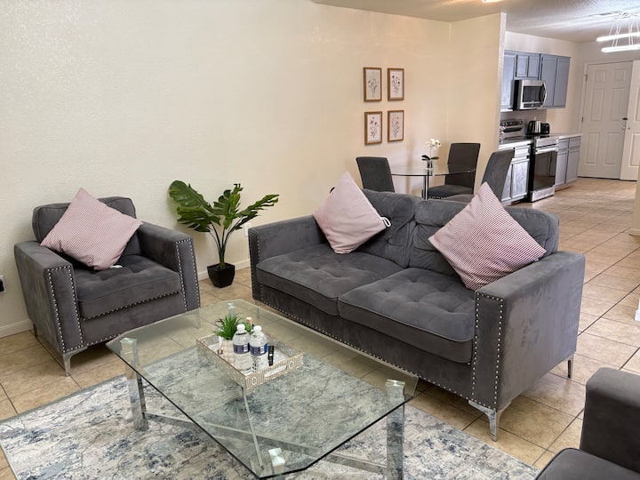 Luxury Living In 2 Bd 2 Ba Near Fort Cavazos - Killeen, TX