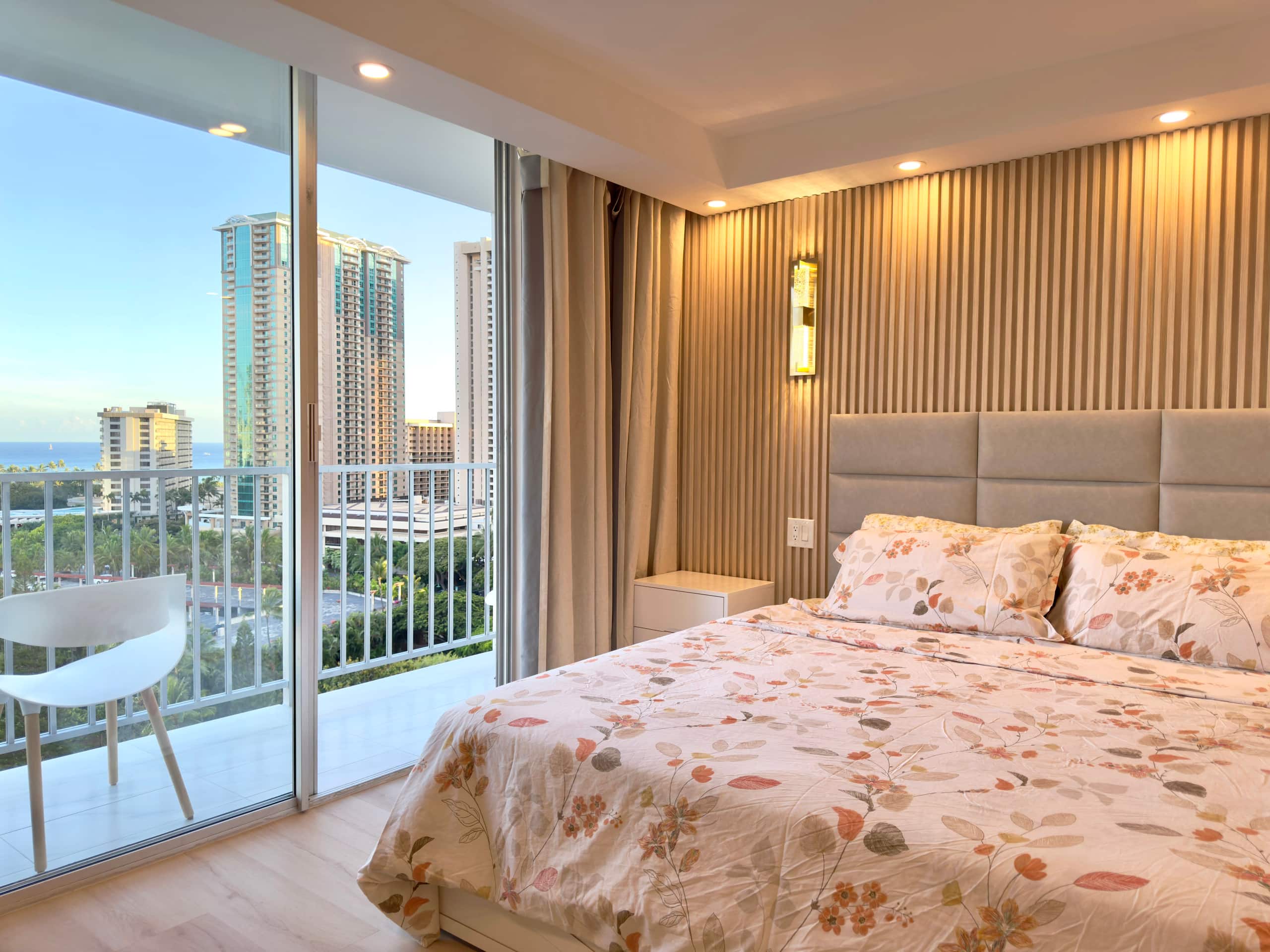 Condo in Honolulu · ★4.92 · Studio · 2 beds · 1 bath - Image 6